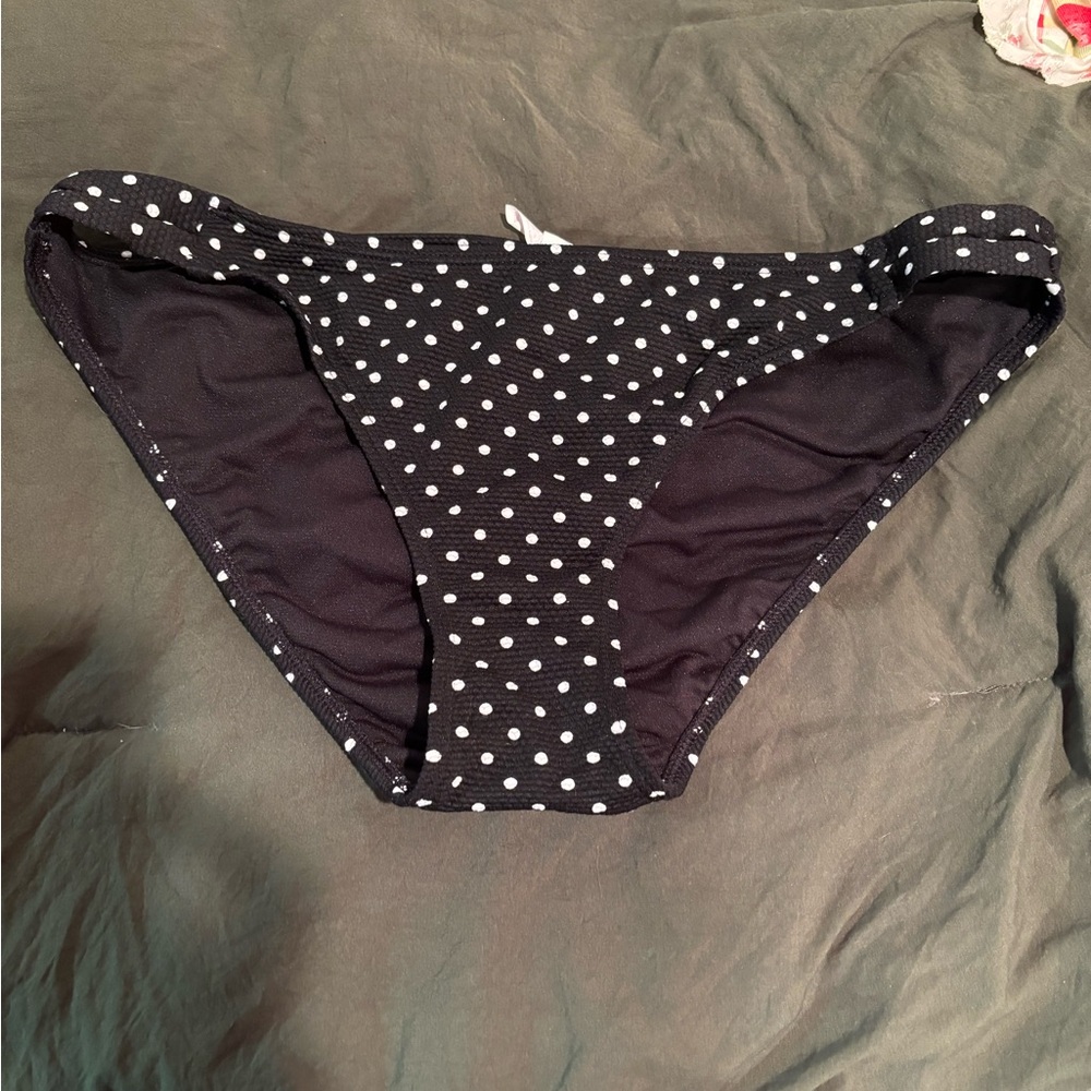 polka dot women’s bikini bottoms with butt scrunch detail